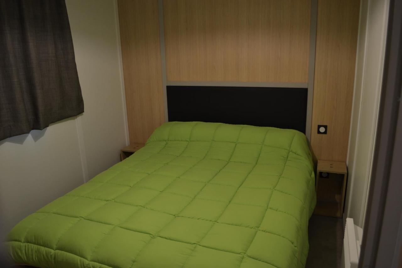Chalets Au Bord De L'Eau Caudebronde エクステリア 写真
