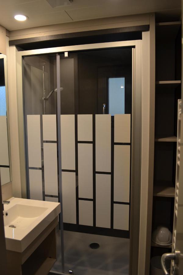 Chalets Au Bord De L'Eau Caudebronde エクステリア 写真